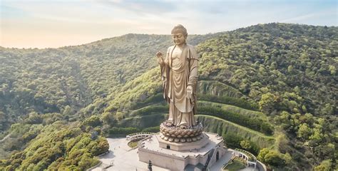  灵山大佛！巨大な仏像と壮大な景色を堪能する旅へ