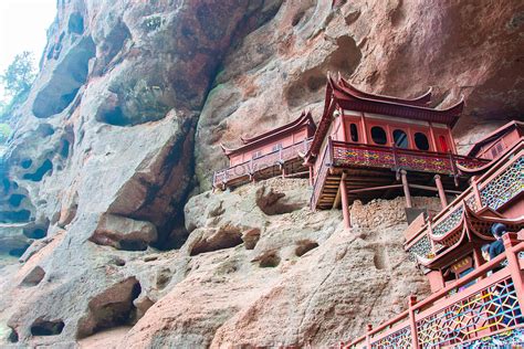  西峡大峡谷　壮大な自然と冒険の Playground！